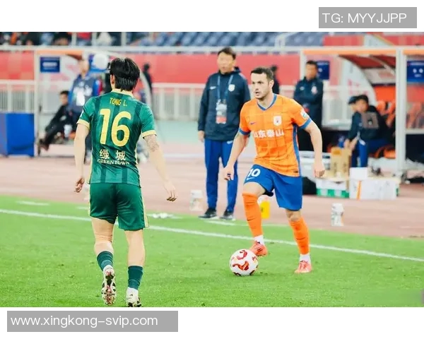 瓦科在对阵国安的比赛中表现出色荣膺中超第23轮最佳球员称号