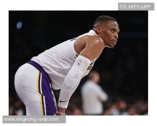 迪林厄姆展望新赛季机会强调表现重要性以争取留队资格 迪林厄姆展望新赛季机会强调表现重要性以争取留队资格