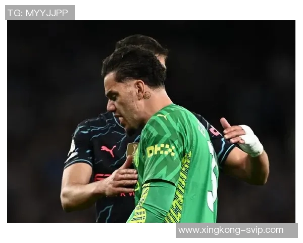 巴西队紧急征召诺丁汉门将约翰维克托替代受伤埃德森 巴西队紧急征召诺丁汉门将约翰维克托替代受伤埃德森