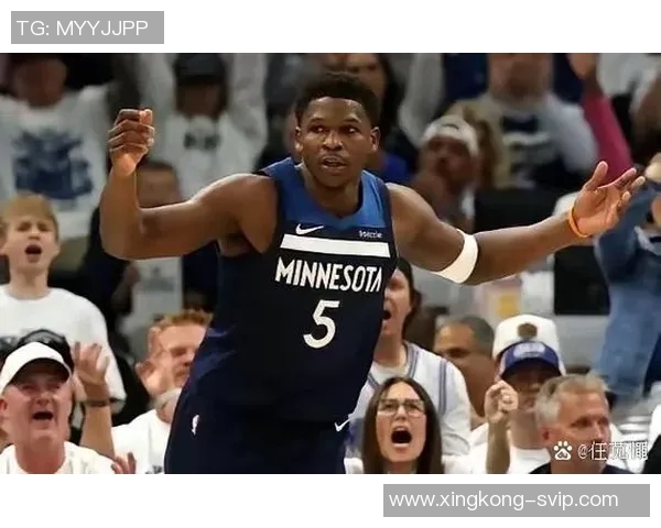 爱德华兹坦言追求总冠军不在乎最佳防守球员荣誉 爱德华兹坦言追求总冠军不在乎最佳防守球员荣誉