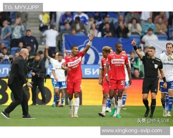 米兰重返意甲榜首位置并列领先展现强劲实力