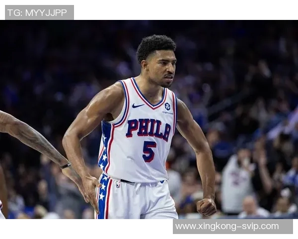 76人对格莱姆斯报价870万均薪稳定在900万左右引发关注 76人对格莱姆斯报价870万均薪稳定在900万左右引发关注