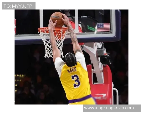 浓眉坚定信念每场比赛全力以赴争取胜利不放弃